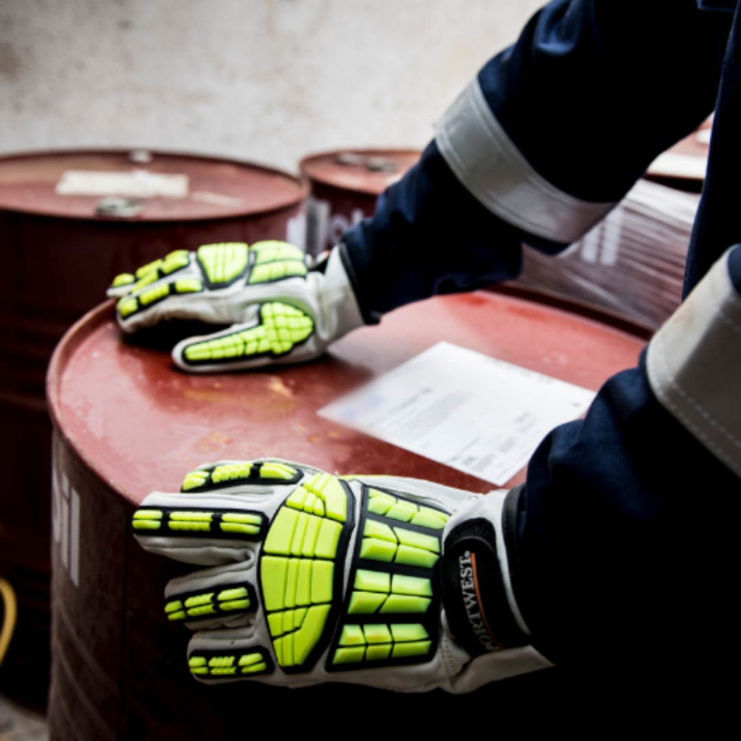 A745 Portwest® Impact Pro Cut Anti- Impact A6 Leather Work Gloves